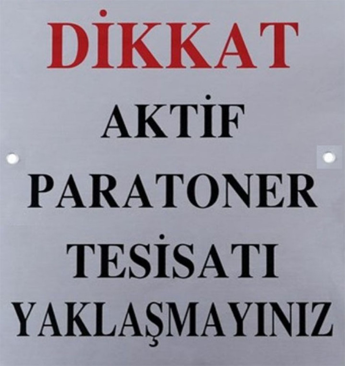 LIGHTNING PROTECTION WARNING PLATE